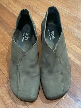 Arche Olive Nubuck Leather Wedge Loafers Sz 39 Made in France 🇫🇷